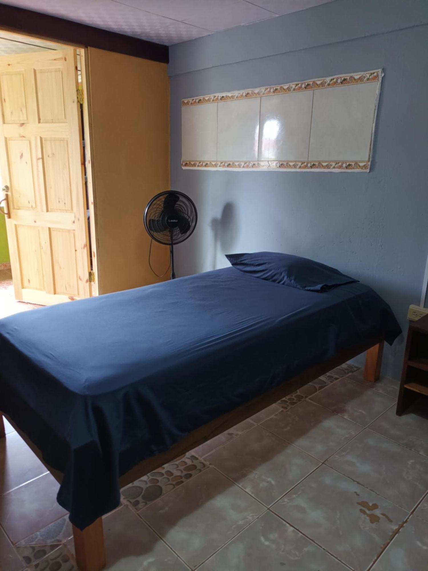 Gia'S Garage & Home For Bocas Travelers Almirante Ngoại thất bức ảnh