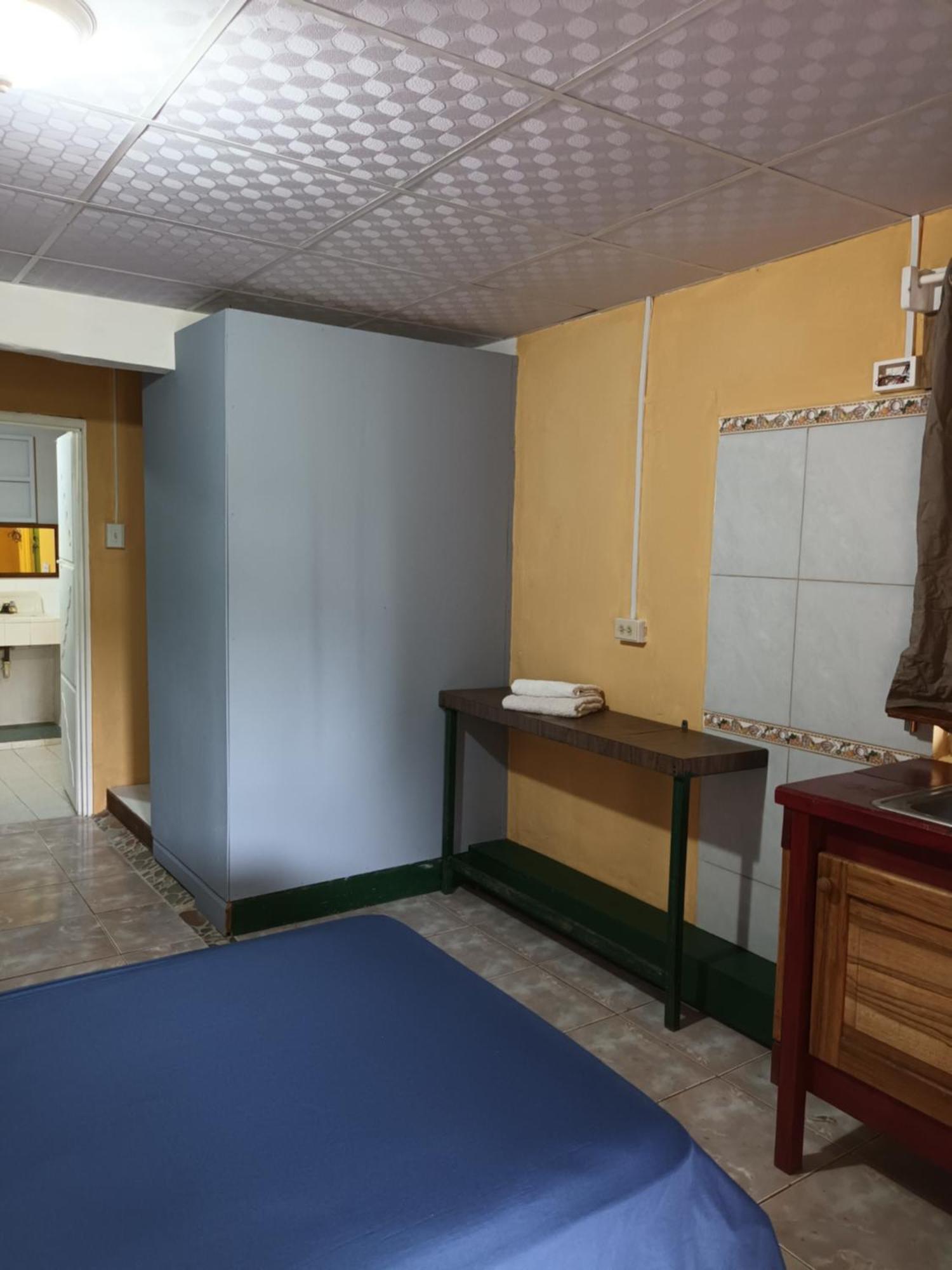 Gia'S Garage & Home For Bocas Travelers Almirante Ngoại thất bức ảnh